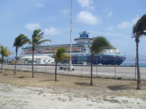 Navio Pullmantur 